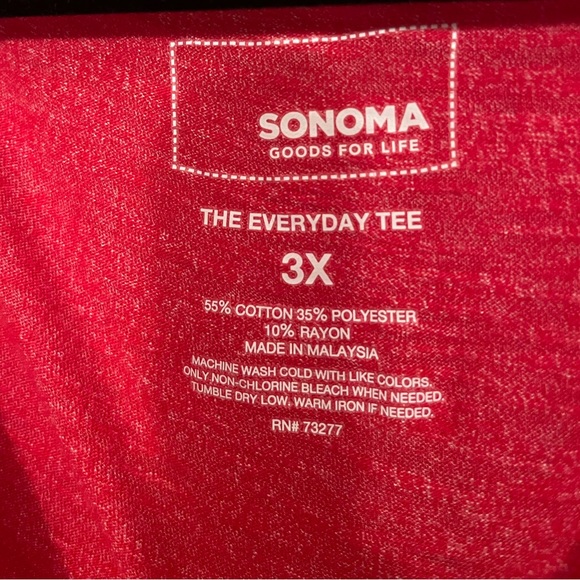 3X Women's Red V-Neck Long Sleeve Top - Picture 4 of 4